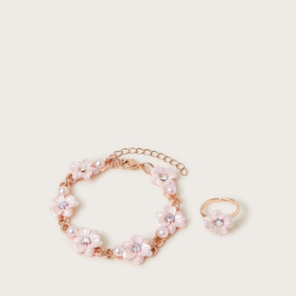Picture of Flower Girl Bracelet
